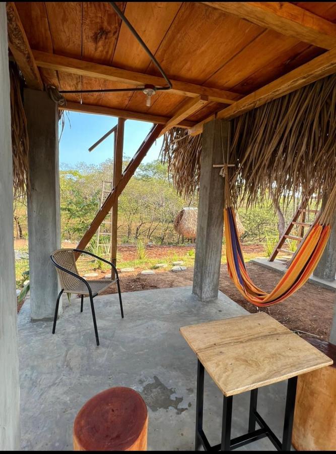 Hotel Sasy Tipis Santa Catalina Exterior foto